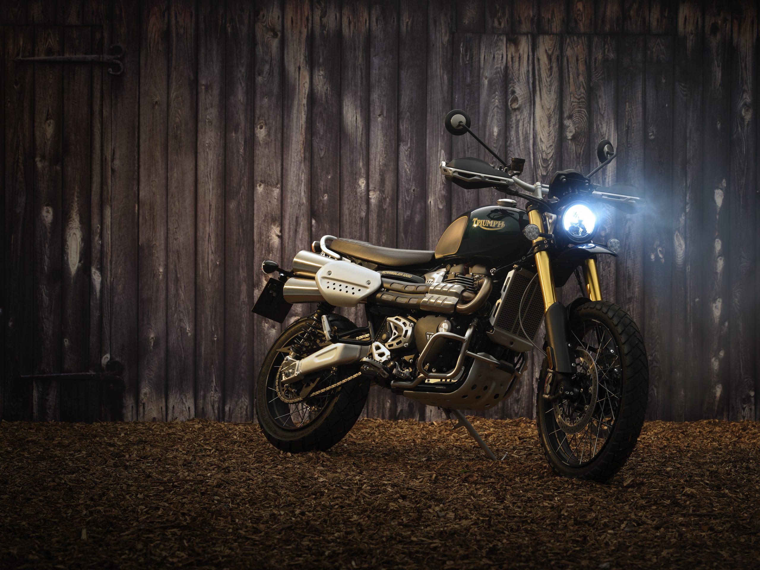 Triumph Scrambler 1200: The incredible new benchmark in scrambler  capability and style
